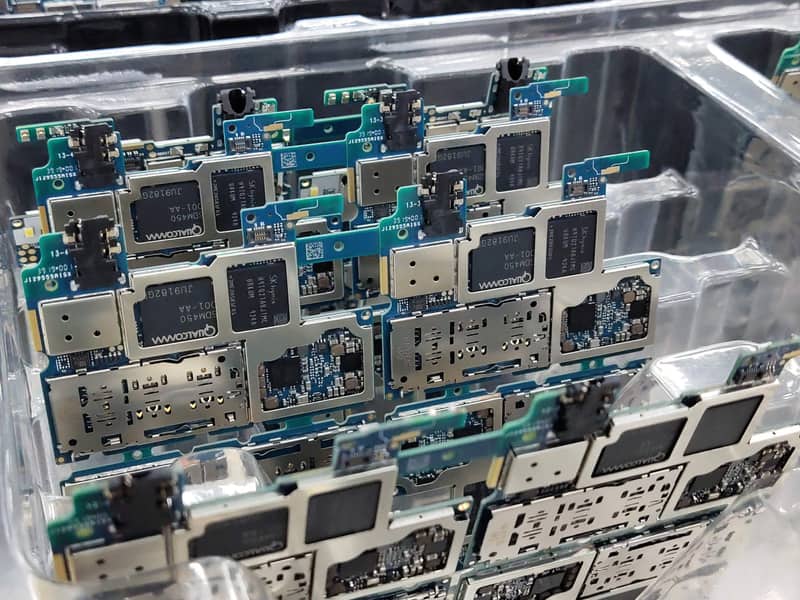Do you take other electronics like computers and printers?